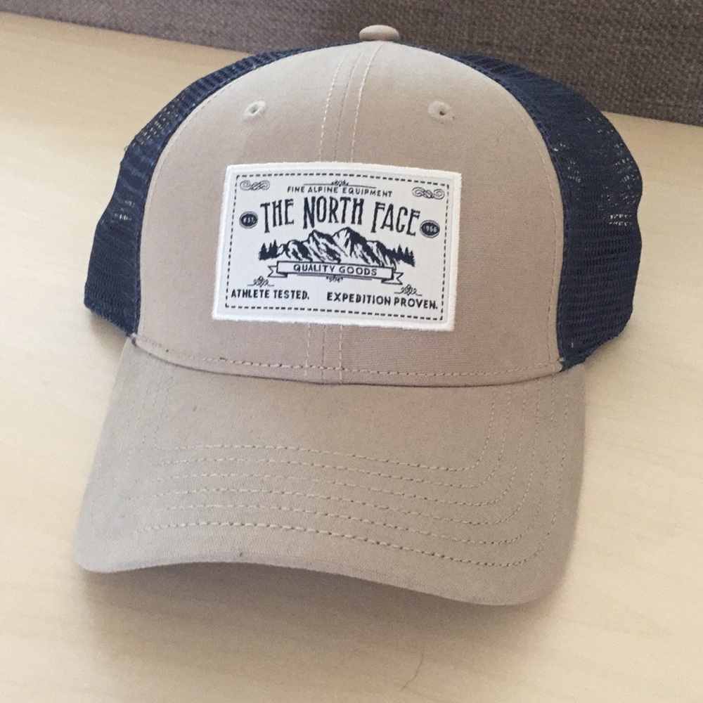 North Face SnapBack hat